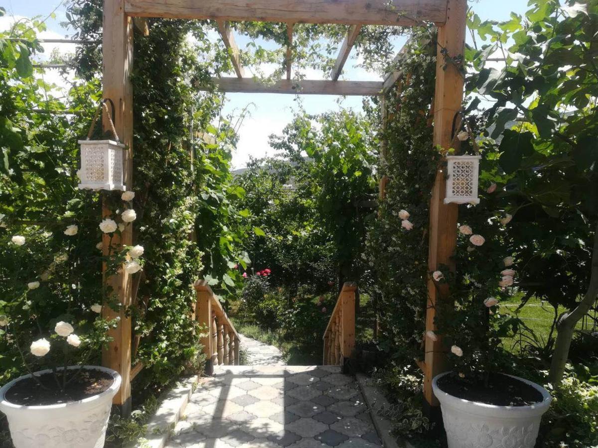 Hotel My Garden Tbilisi Zewnętrze zdjęcie